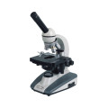 Microscópio biológico para uso em laboratório